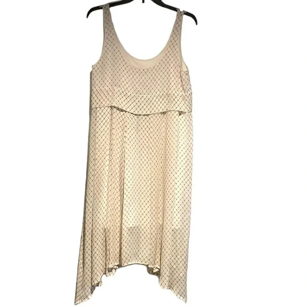 Club Monaco silk sleeveless dress, cream. Black checkered design. Women size 4